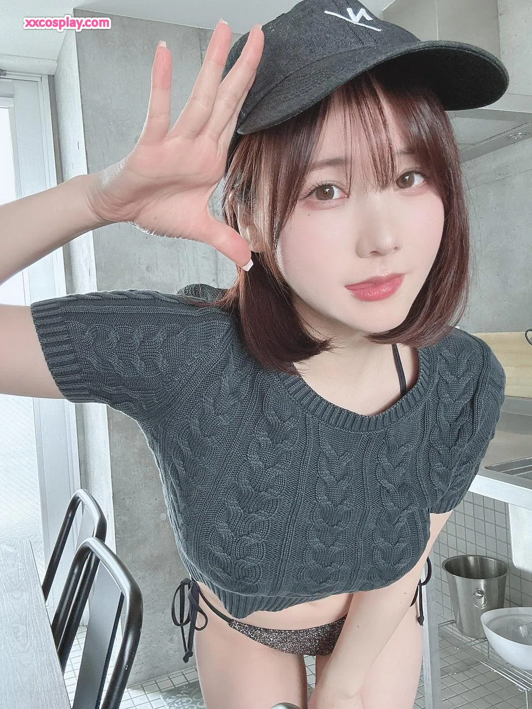 Le jour bikini scintillant de KenKen